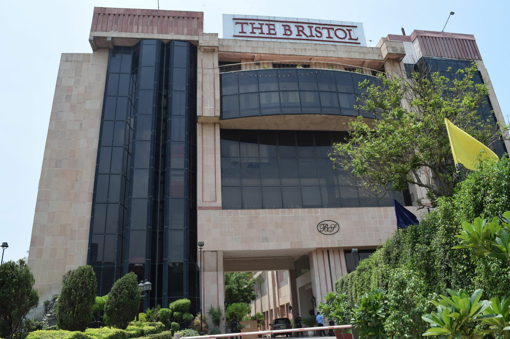 The Bristol Hotel Gurgaon Exterior photo